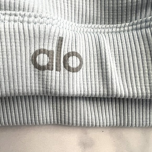 ALO Yoga Light Gray Sports Bra - Picture 6 of 8